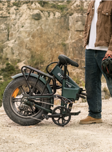 Cargar imagen en el visor de la galería, Bicicleta eléctrica plegabe Engwe Engine Pro 2.0