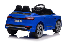 Cargar imagen en el visor de la galería, Coche eléctrico para niños - Audi SQ8 12V Azul