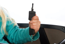 Cargar imagen en el visor de la galería, Coche eléctrico para niños - Volvo XC90