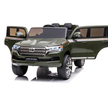 Cargar imagen en el visor de la galería, Coche eléctrico para niños TOYOTA LAND CRUISER GREEN, 2X12V
