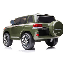 Cargar imagen en el visor de la galería, Coche eléctrico para niños TOYOTA LAND CRUISER GREEN, 2X12V
